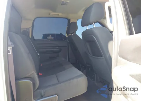 2013 Chevrolet Silverado 1500 Lt z USA, uszkodzony, nr VIN 3GCPKSEA5DG111053